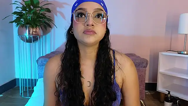 EMILYY FOXY online show from 04.16.26