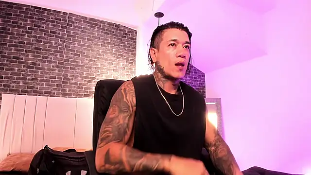 Dantesuarez28 online show from 12.16.25