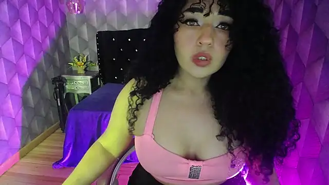 Snapshot of Sofiacowperx chatting on 02.26.25 Sofiacowperx online show from 02.26.25