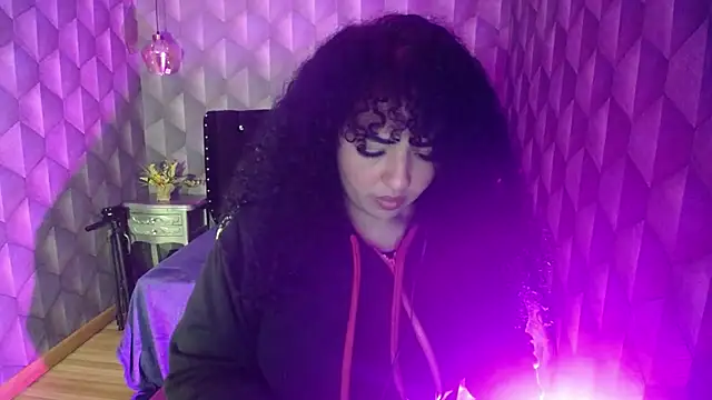 Snapshot of Sofiacowperx chatting on 02.27.25 Sofiacowperx online show from 02.27.25