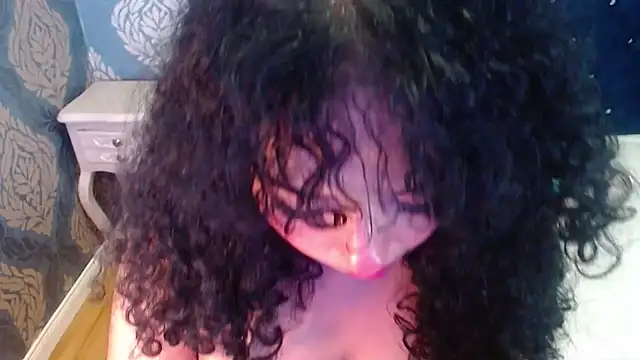 Snapshot of Sofiacowperx chatting on 07.26.26 Sofiacowperx online show from 07.26.26