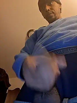 bigboytoy912 online show from 04.21.26