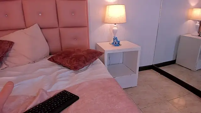 laura smith33 online show from 03.08.25