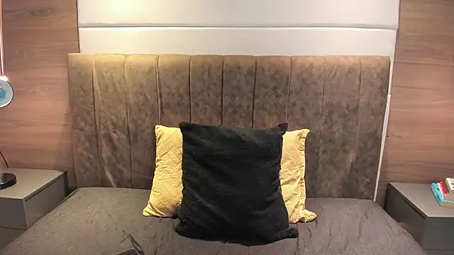 liz goth online show from 03.14.25