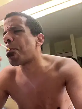 Snapshot of Tjskigh chatting on 02.17.26 Tjskigh online show from 02.17.26