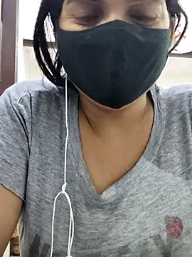 illay love online show from 10.21.25