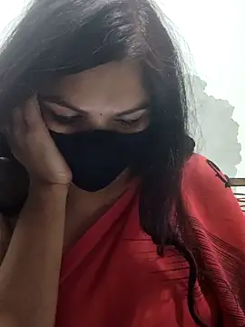 illay love online show from 11.24.25