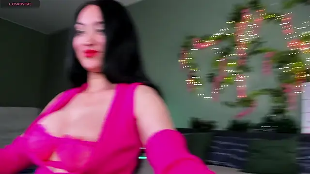 Margaret Clark  online show from 01.07.26