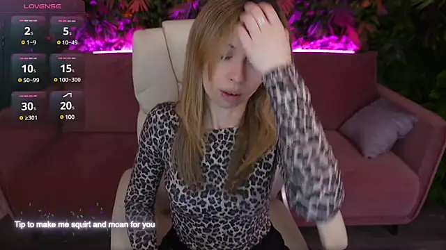 MayaRayy online show from 02.21.25