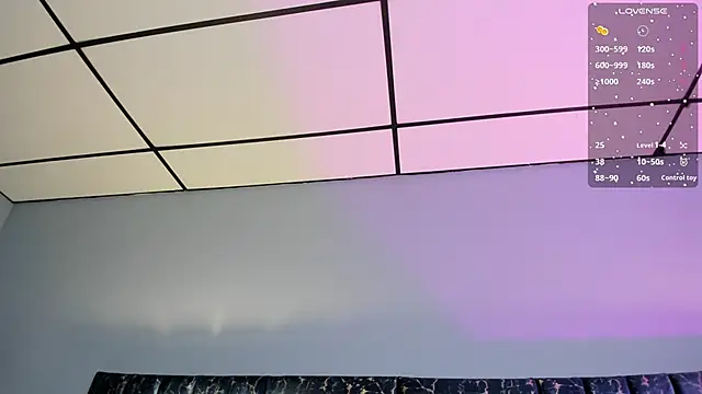 Snapshot of Sophia_Lemos chatting on 09.25.25 Sophia Lemos online show from 09.25.25