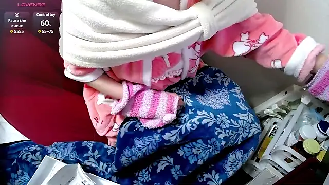 arincochu online show from 03.01.25