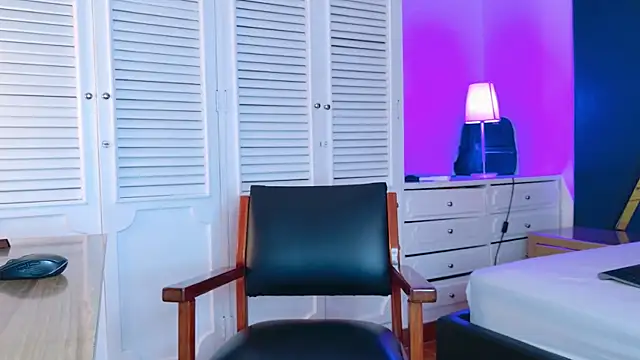Snapshot of Adel_Nesbiit chatting on 05.19.26 Adel Nesbiit online show from 05.19.26
