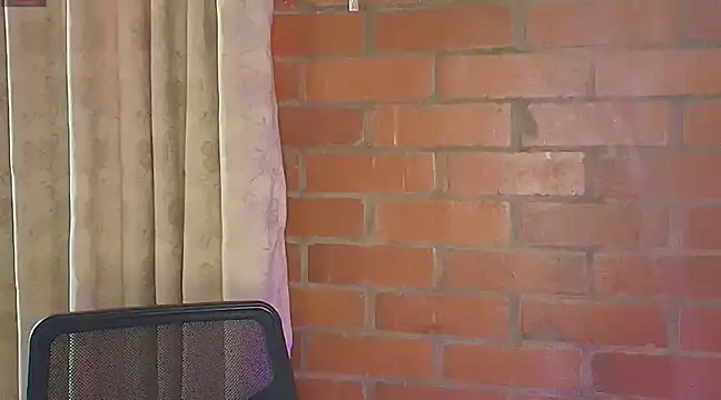 Snapshot of Leandro_valenzuela chatting on 02.04.25 Leandro valenzuela online show from 02.04.25