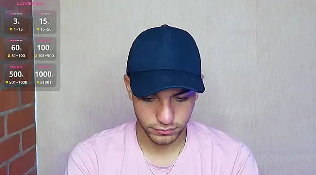 Snapshot of Leandro_valenzuela chatting on 02.28.25 Leandro valenzuela online show from 02.28.25