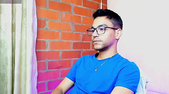 Snapshot of Leandro_valenzuela chatting on 03.18.25 Leandro valenzuela online show from 03.18.25