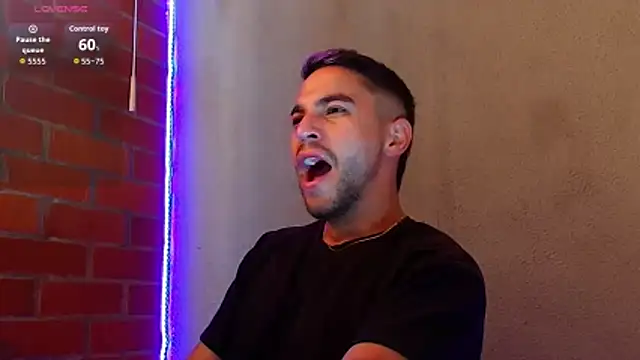 Snapshot of Leandro_valenzuela chatting on 02.10.26 Leandro valenzuela online show from 02.10.26