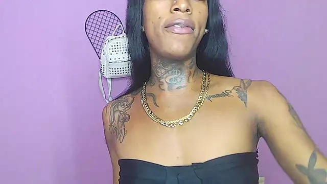 Snapshot of badgirls_cx chatting on 01.16.25 badgirls cx online show from 01.16.25