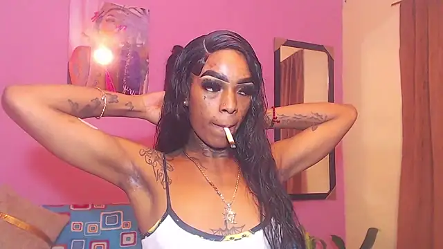 Snapshot of badgirls_cx chatting on 11.27.25 badgirls cx online show from 11.27.25