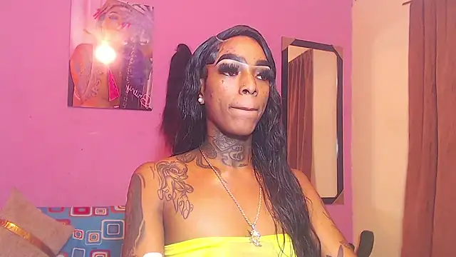 Snapshot of badgirls_cx chatting on 11.29.25 badgirls cx online show from 11.29.25