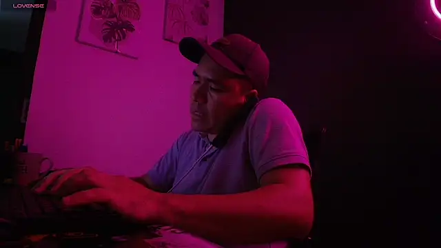 Jhonatan Morales S online show from 01.10.25