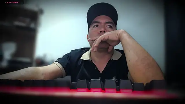 Jhonatan Morales S online show from 11.29.25