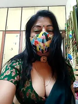 Snapshot of Ratna-777 chatting on 02.13.25 Ratna-777 online show from 02.13.25