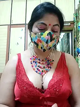 Snapshot of Ratna-777 chatting on 02.14.25 Ratna-777 online show from 02.14.25