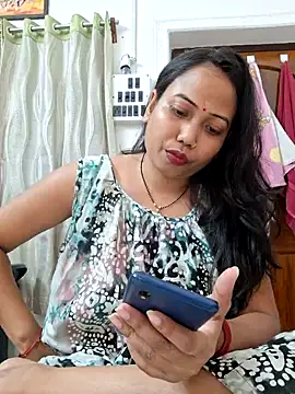 DREAM GIRL-30 online show from 03.04.25