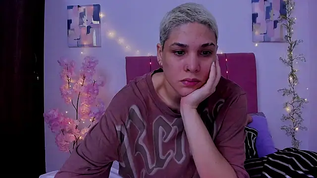 Charlee pink online show from 09.18.25