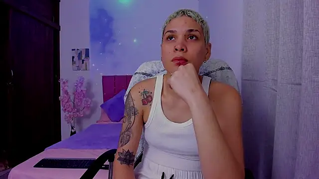 Charlee pink online show from 09.28.25