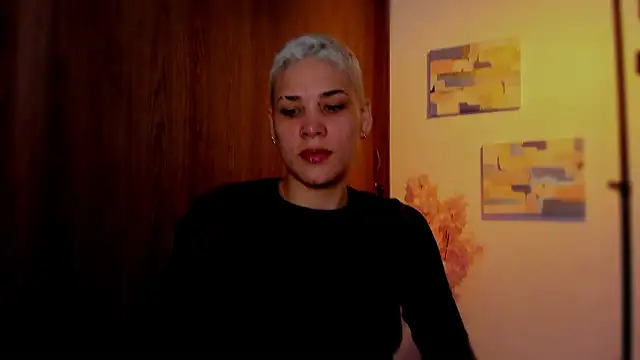 Charlee pink online show from 03.08.26