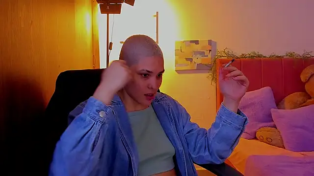 Charlee pink online show from 03.31.26