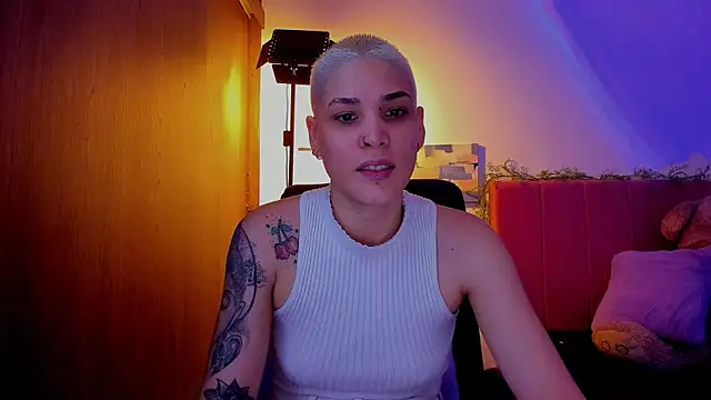 Charlee pink online show from 04.15.26