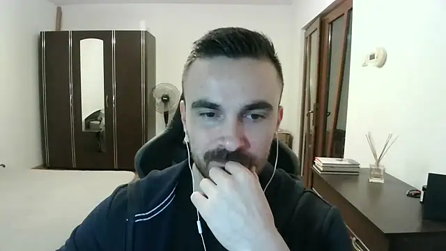 Snapshot of mu5clemania2 chatting on 03.10.26 mu5clemania2 online show from 03.10.26