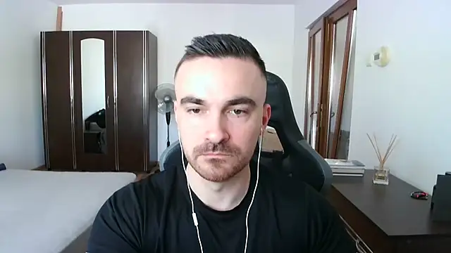 Snapshot of mu5clemania2 chatting on 03.13.26 mu5clemania2 online show from 03.13.26