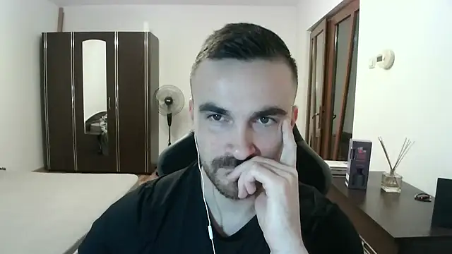 Snapshot of mu5clemania2 chatting on 03.19.26 mu5clemania2 online show from 03.19.26