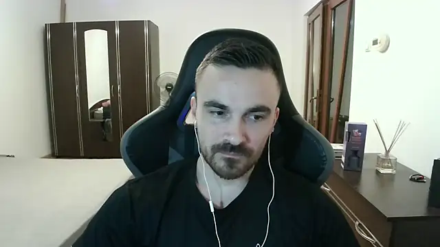 Snapshot of mu5clemania2 chatting on 03.24.26 mu5clemania2 online show from 03.24.26