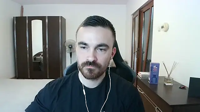 Snapshot of mu5clemania2 chatting on 03.31.26 mu5clemania2 online show from 03.31.26