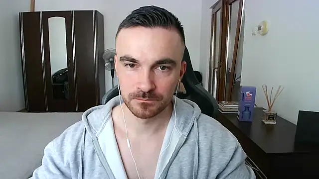 Snapshot of mu5clemania2 chatting on 04.05.26 mu5clemania2 online show from 04.05.26