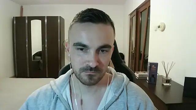 Snapshot of mu5clemania2 chatting on 04.05.26 mu5clemania2 online show from 04.05.26