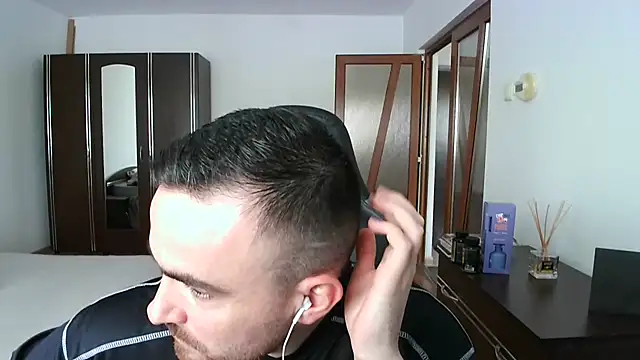 Snapshot of mu5clemania2 chatting on 04.06.26 mu5clemania2 online show from 04.06.26