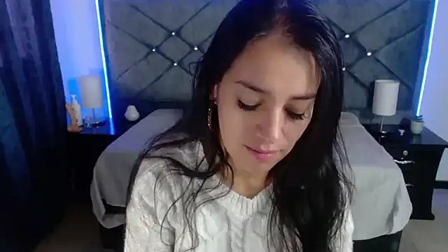 Snapshot of Julietacollins06 chatting on 10.01.25 Julietacollins06 online show from 10.01.25