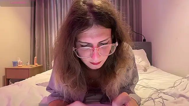 Alice Pinkhead online show from 03.09.26