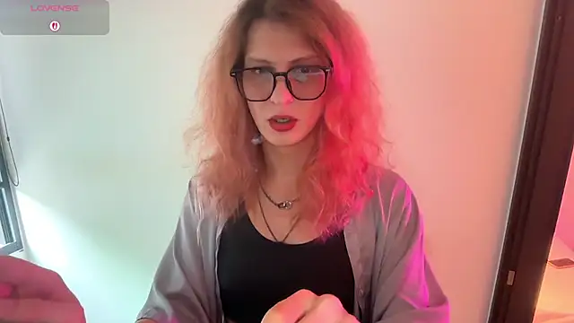 Alice Pinkhead online show from 07.24.26