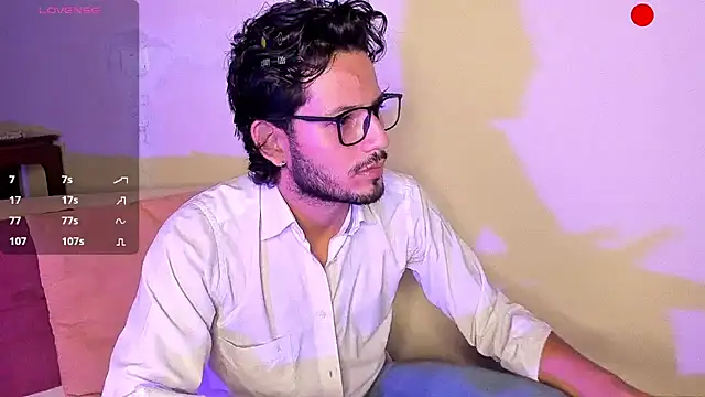 Snapshot of Nicholasrodrii chatting on 12.10.24 Nicholasrodrii online show from 12.10.24