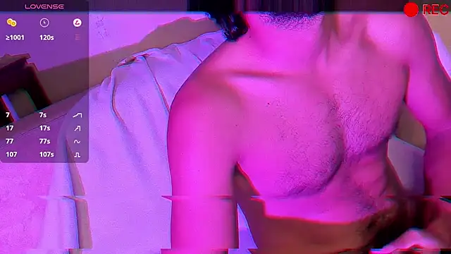 Snapshot of Nicholasrodrii chatting on 12.12.24 Nicholasrodrii online show from 12.12.24