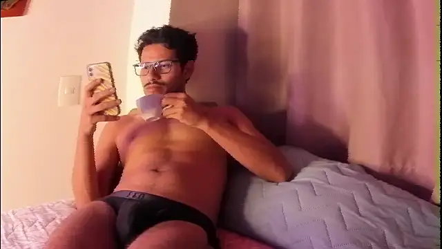 Nicholasrodrii online show from 03.03.26