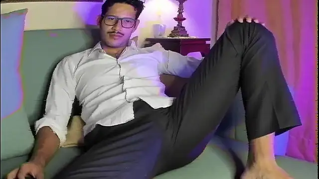 Nicholasrodrii online show from 03.09.26