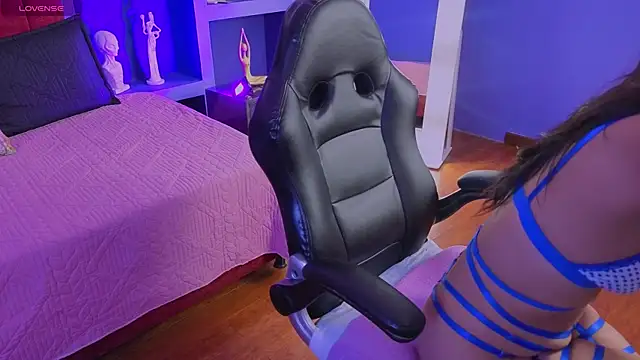 amy fox2 online show from 04.14.26