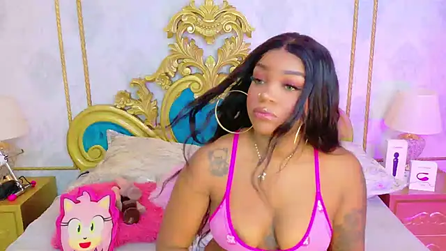 Snapshot of SalomeRestrepo chatting on 03.20.26 SalomeRestrepo online show from 03.20.26